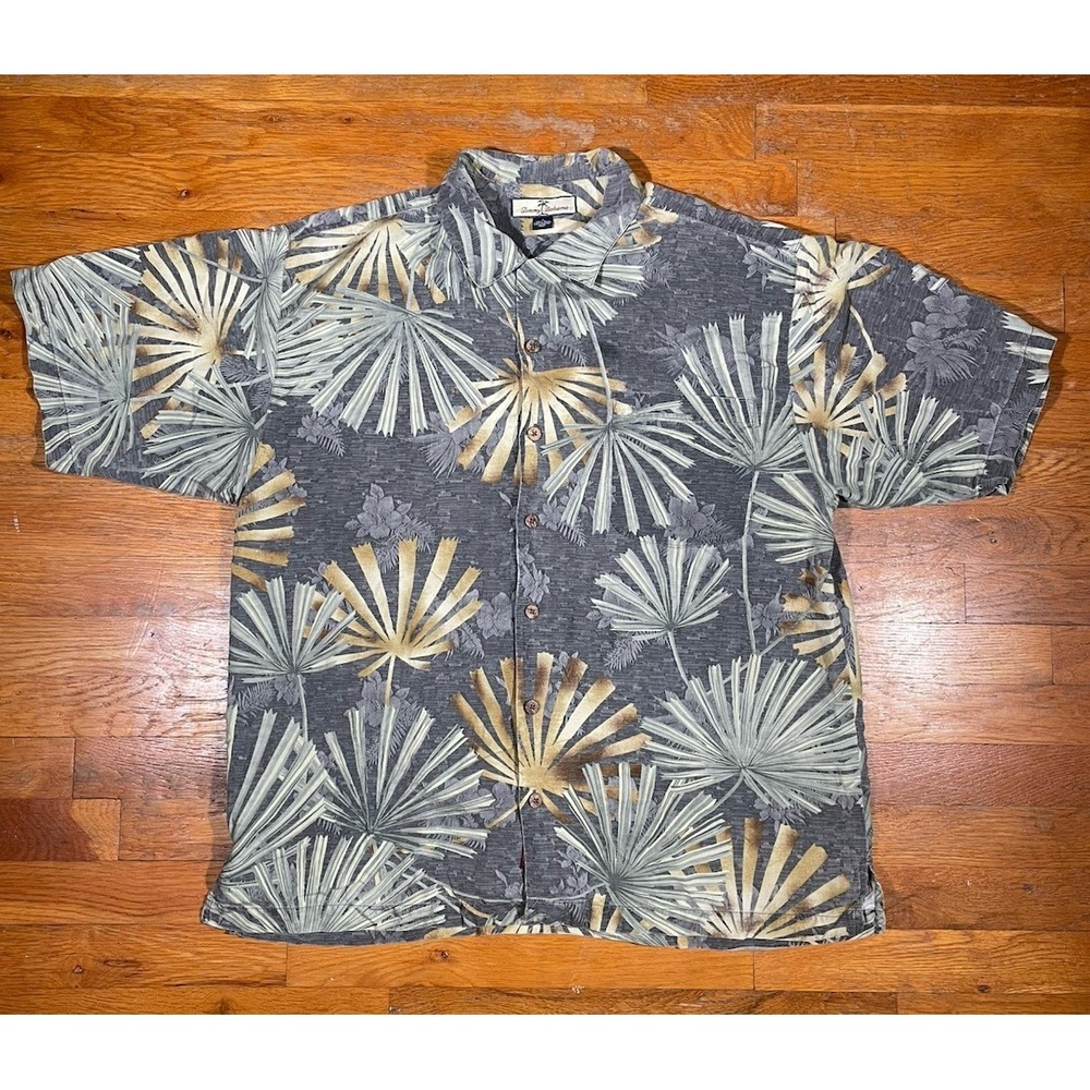 Tommy Bahama Button Up Shirt Mens L Gray Silk Palm Tree Hawaiian Beach Summer